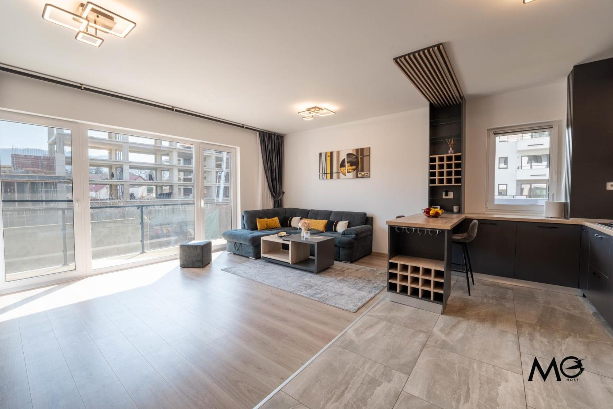 Mohost One - Stylish Retreat With Mountain Views *